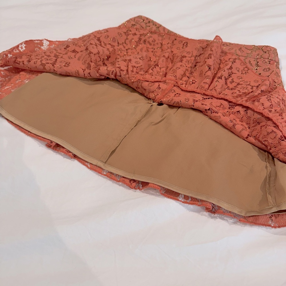 NWT ✨ Majorelle coral floral Lace Odeza Ruffle Skirt size small - Picture 8 of 10